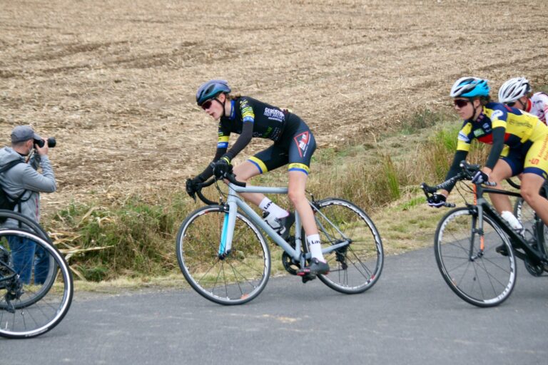 046DF6D7-E6A3-4380-AE78-8D4DF8B8F6B1